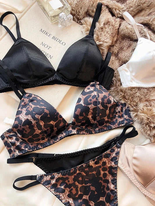 Damen Lingerie-Set – Seidiges Bralette mit String